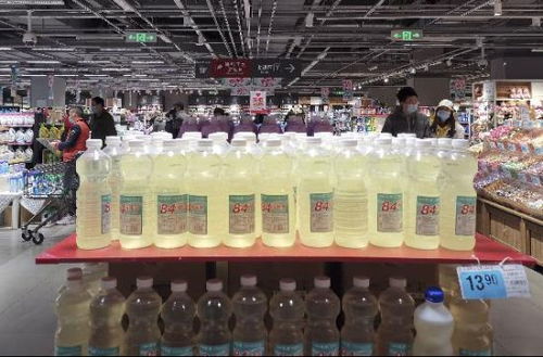 北京超市防疫消毒用品供应充足，安心抗疫有保障